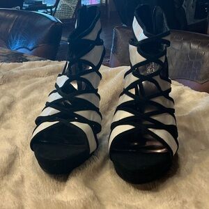 Carlos Santana Black and White Strappy Heels